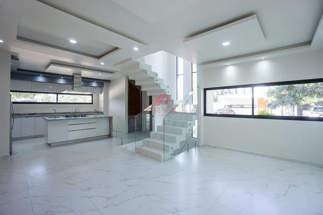 Foto 2 de CASA EN VENTA EN Privanza Hábitat – Coto Ponto | Solares, Zapopan