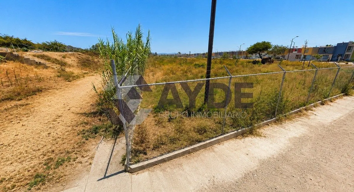 Foto 4 de TERRENO EN VENTA EN PARQUES DEL PALMAR, TLAQUEPAQUE