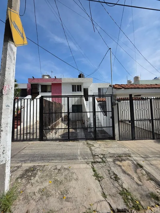¡Aquí Sí Hay Espacio! Casa Dúplex en Renta en Belenes, Zapopan | $9,100