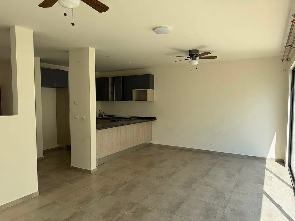 Foto 4 de Casa en venta en Adamar, Coto Yucatán. Frente a la casa club