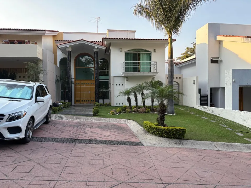 Casa en Venta en Bugambilias - Villa 3 San Felipe 24