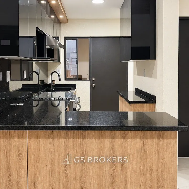 Foto 4 de CASA REMODELADA EN VENTA EN ALTA CALIFORNIA