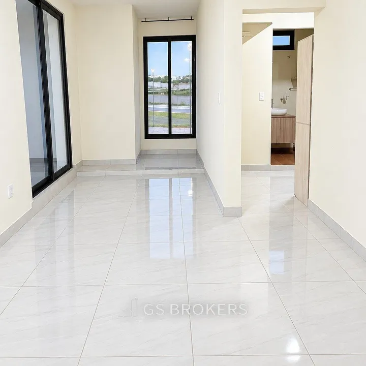 Foto 7 de CASA REMODELADA EN VENTA EN ALTA CALIFORNIA