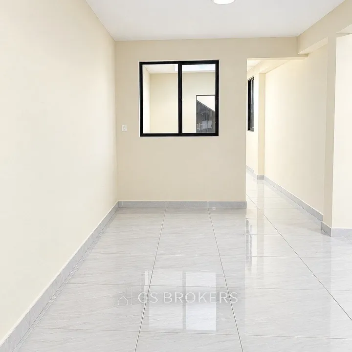 Foto 9 de CASA REMODELADA EN VENTA EN ALTA CALIFORNIA