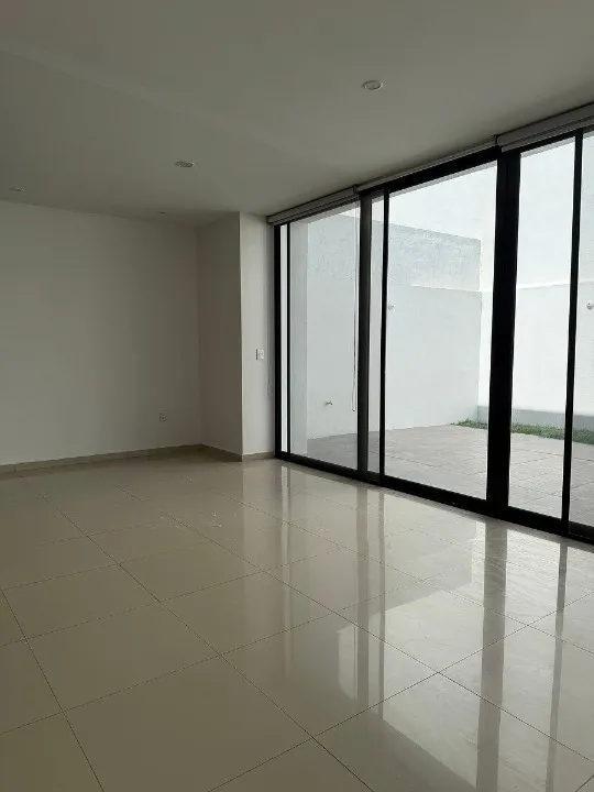 Foto 3 de Casa en renta en Av E, Valle Imperial , Zapopan
