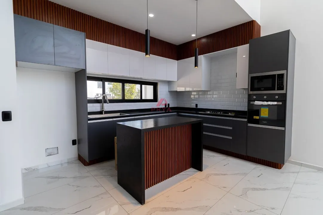 Foto 7 de Casa en Venta en Solares Residencial, Zapopan — Coto Larissa