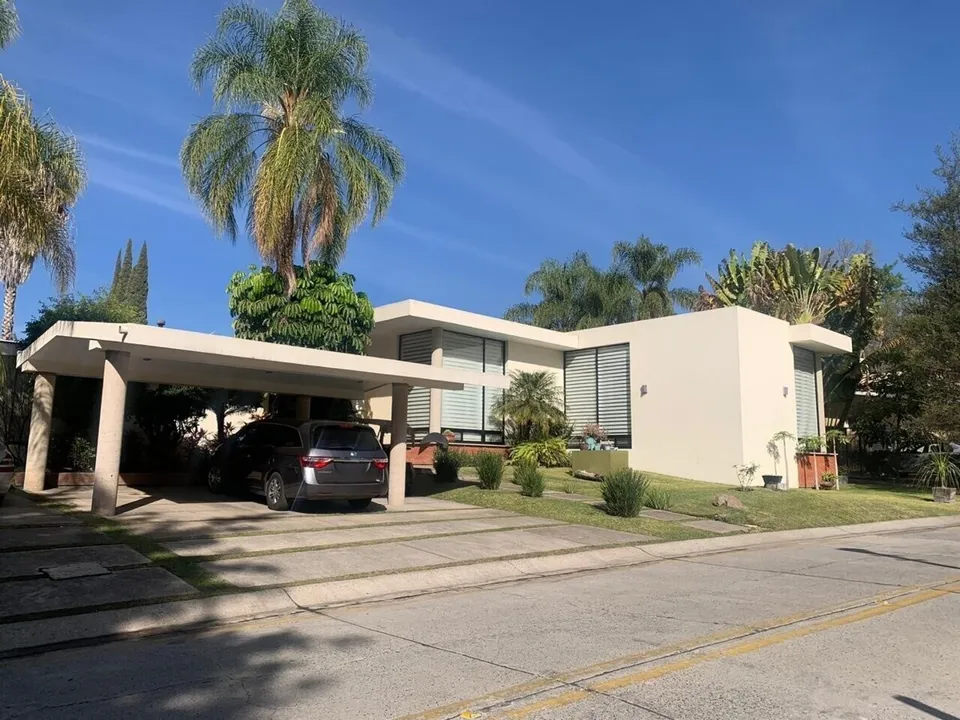 Casa en Venta en Santa Anita Club de Golf - Paseo del Bosque 206