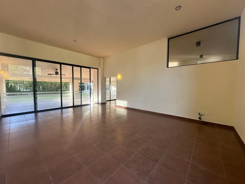 Foto 4 de Casa en Venta en Santa Anita Club de Golf - Paseo del Bosque 206