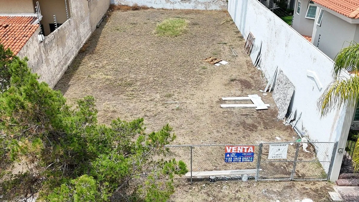Venta,Terreno plano 507 m2 · Paseo del Puma · A 100 m del Club de Bugambilias