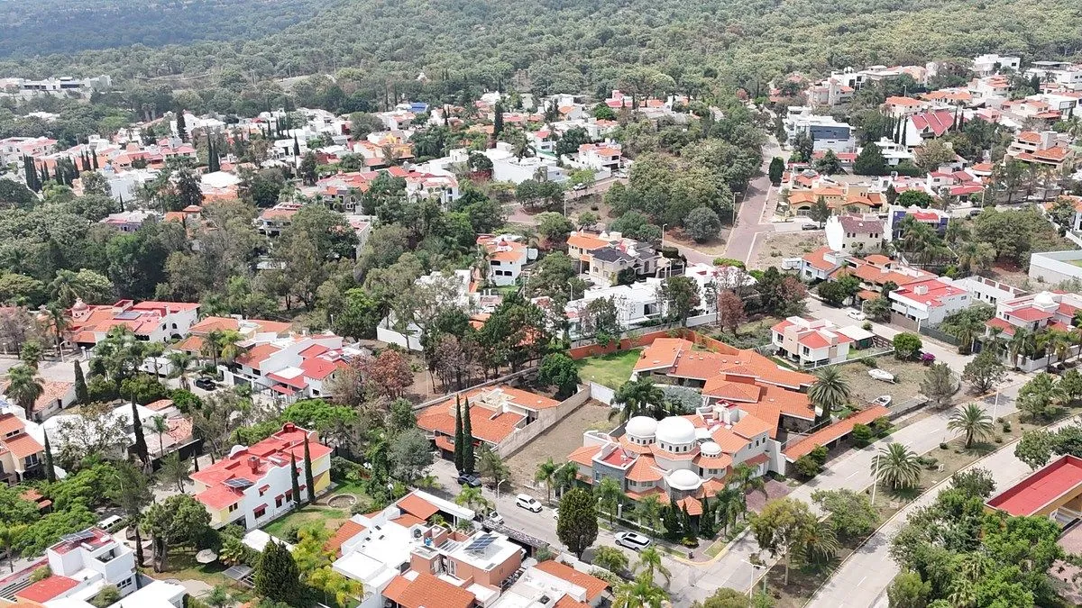 Foto 2 de Venta,Terreno plano 507 m2 · Paseo del Puma · A 100 m del Club de Bugambilias