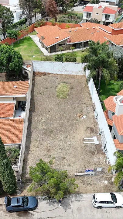 Foto 8 de Venta,Terreno plano 507 m2 · Paseo del Puma · A 100 m del Club de Bugambilias
