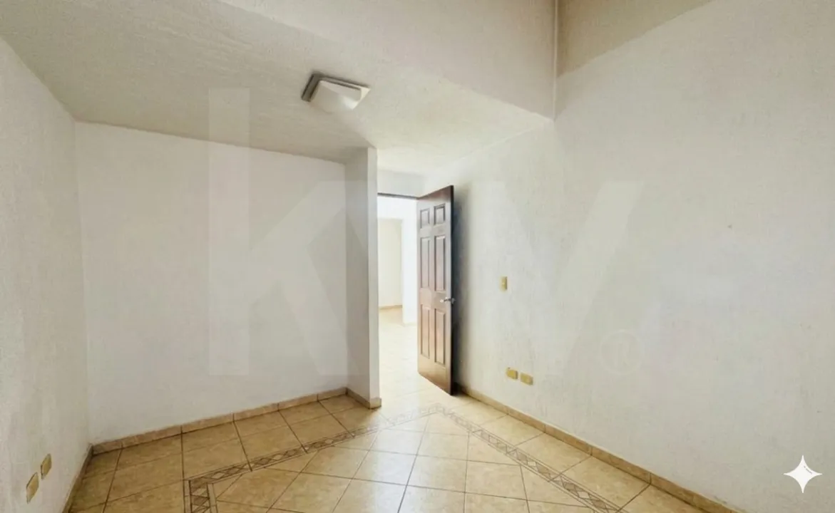 Foto 8 de Casa en venta en Residencial Los Olivos , condominio Olmo