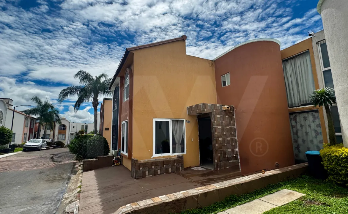 Casa en venta en Residencial Los Olivos , condominio Olmo