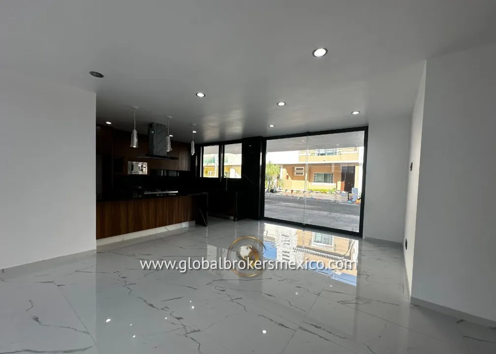 Foto 5 de Casa de Lujo en Venta, Coto Almendros Residencial, Los Almendros, Zapopan, Jalis