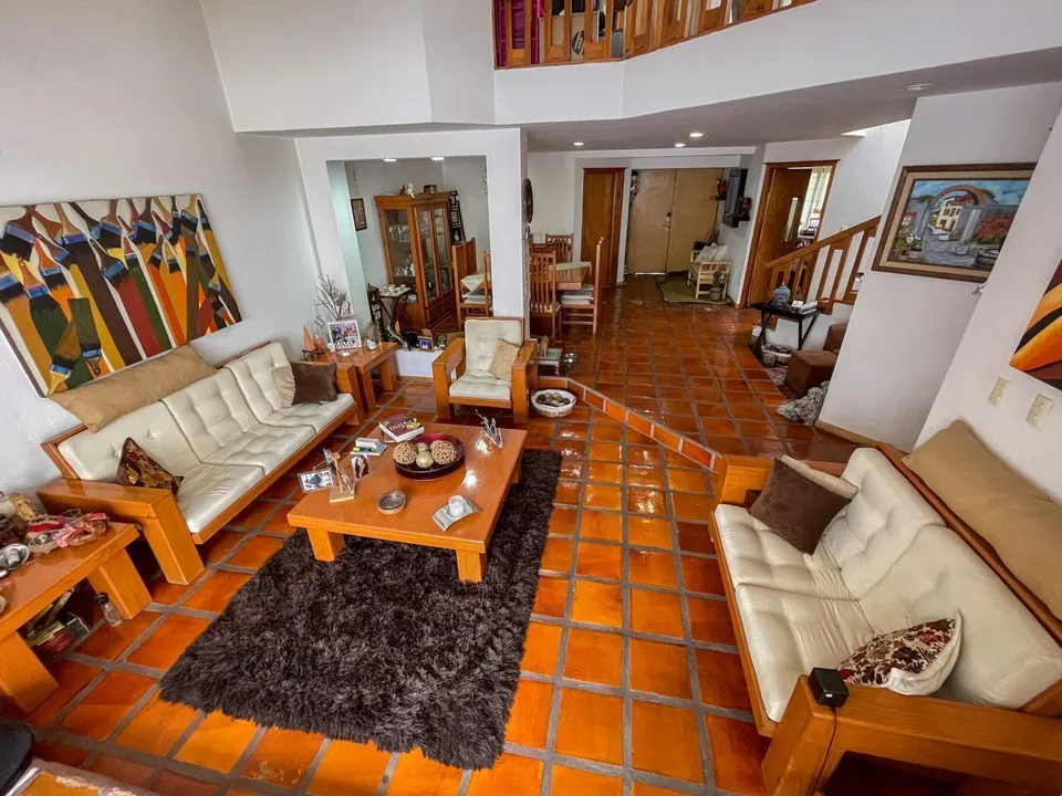 Foto 3 de CASA EN VENTA EN ZAPOPAN, JALISCO, LA CASTELLANA