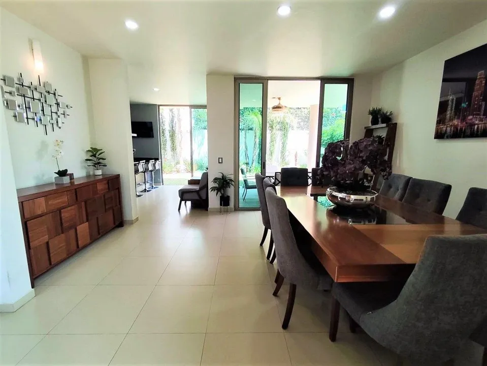 Foto 6 de Casa en venta en Valle Imperial en Zapopan
