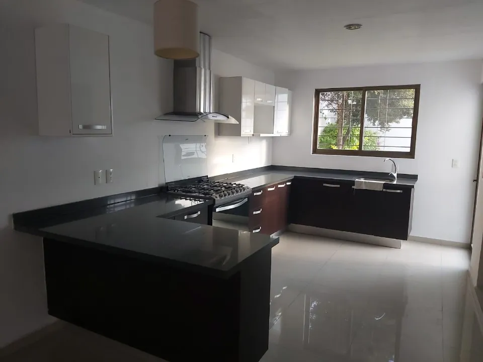 Foto 5 de Casa en venta en Calle Robert Schuman, La Estancia, Zapopan