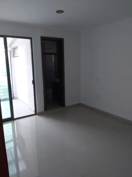 Foto 7 de Casa en venta en Calle Robert Schuman, La Estancia, Zapopan