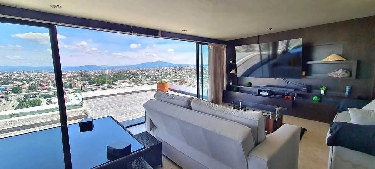 Foto 4 de Penthouse en Venta a 3 Cuadras del Country