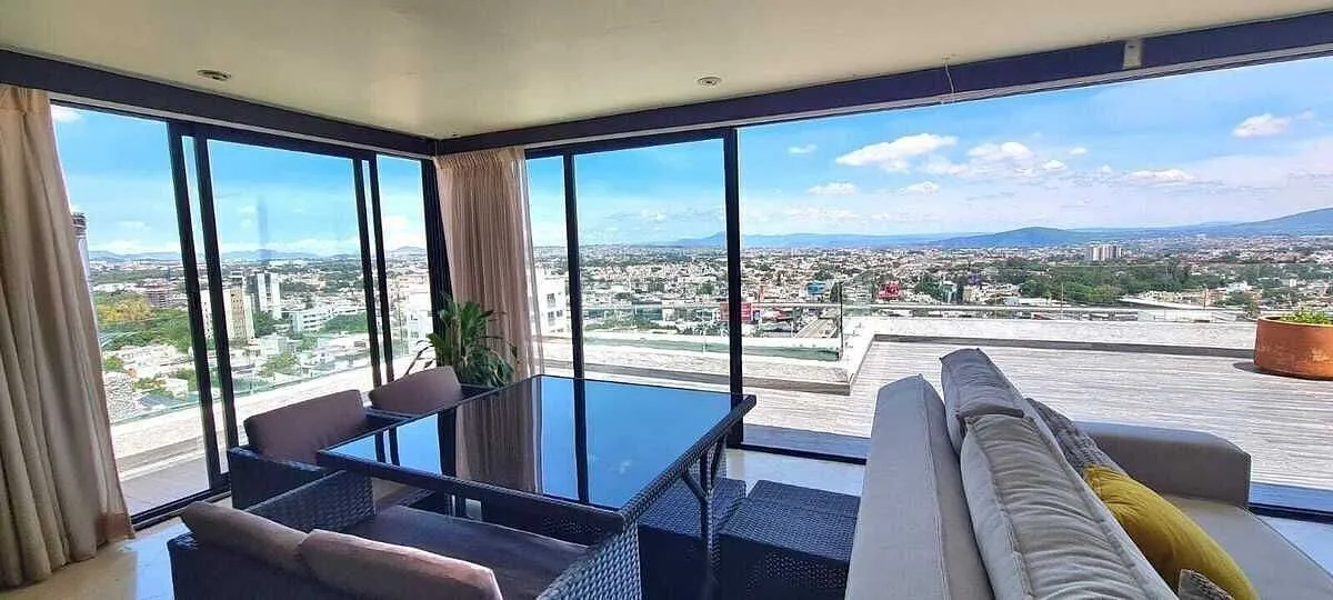Foto 5 de Penthouse en Venta a 3 Cuadras del Country