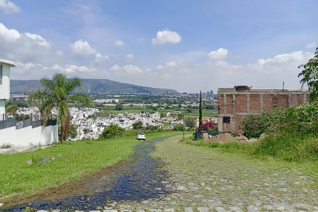 Foto 6 de Terreno en esquina, en Cortijo de San Agustín, 254 M2