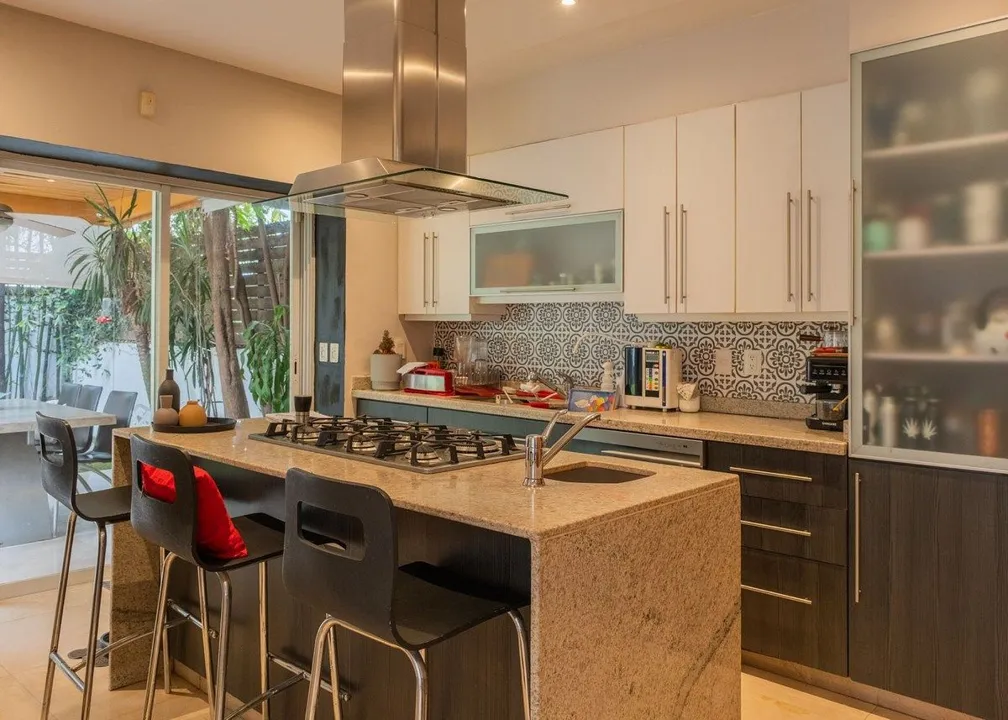 Foto 8 de Casa Moderna en Venta en San Raymundo, Valle Real