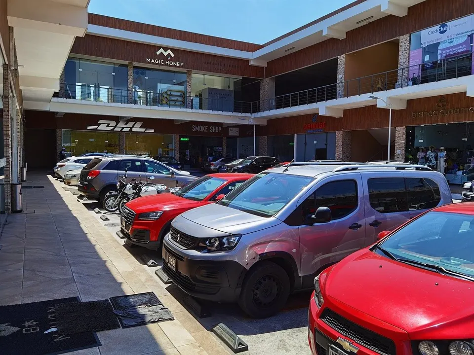 Foto 5 de LOCAL EN VENTA, COLONIA JACARANDAS, ZAPOPAN.