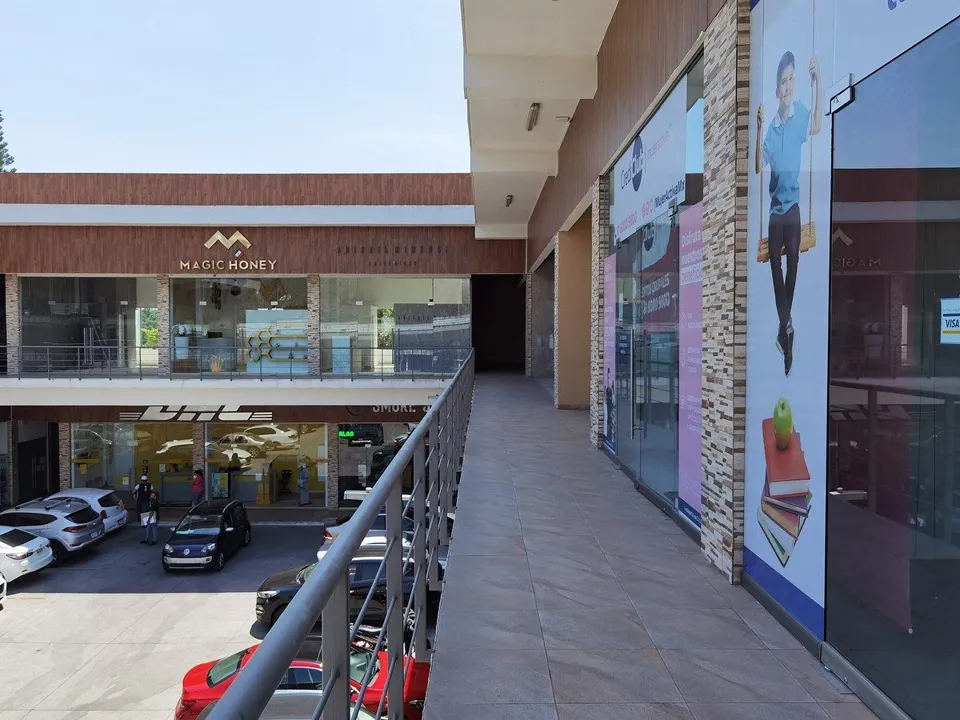 Foto 7 de LOCAL EN VENTA, COLONIA JACARANDAS, ZAPOPAN.