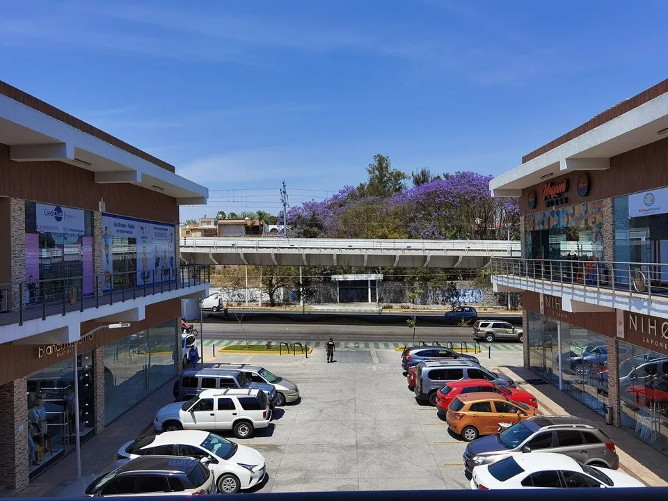 Foto 8 de LOCAL EN VENTA, COLONIA JACARANDAS, ZAPOPAN.