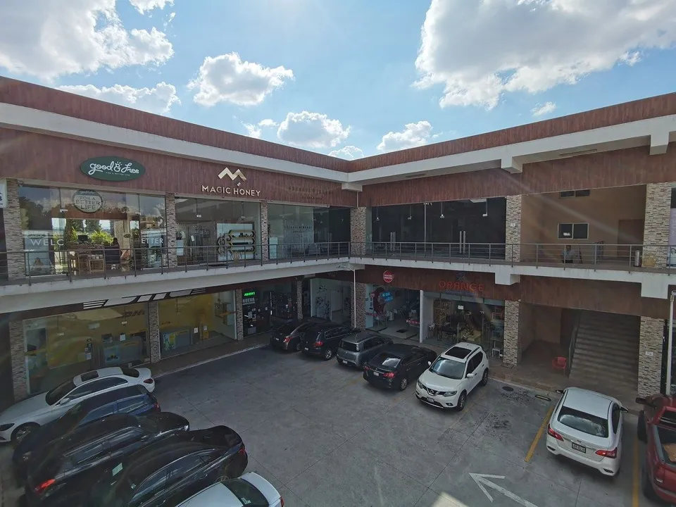 Foto 9 de LOCAL EN VENTA, COLONIA JACARANDAS, ZAPOPAN.