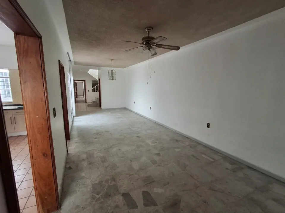 Foto 4 de Casa en venta en Calle Paseo de los Filósofos, Colinas de La Normal, Guadalajara