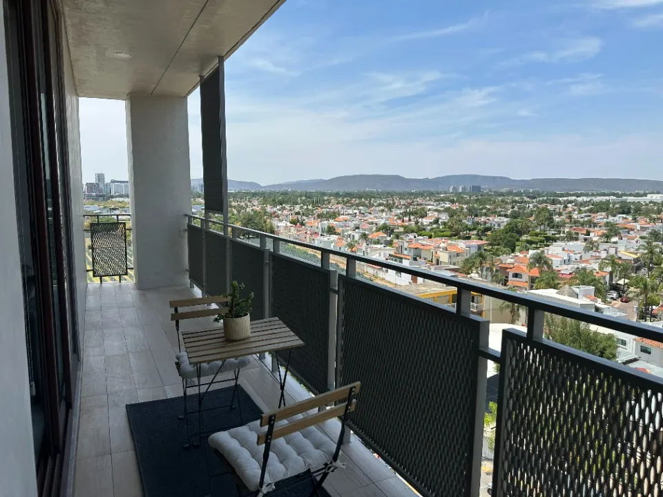 Foto 3 de Departamento en venta en Avenida Valle de Atemajac, Jardines del Valle, Zapopan