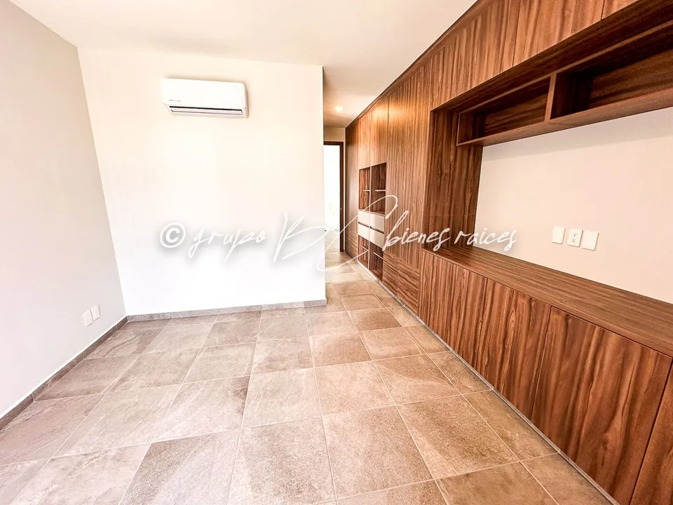 Foto 7 de CASA EN VENTA ZONA SUR  GALERÍAS SANTA ANITA