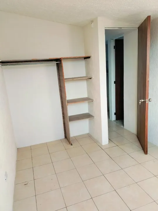 Foto 9 de Casa en venta en Calle Cipriano Campos Alatorre, Villas Del Nilo, Guadalajara