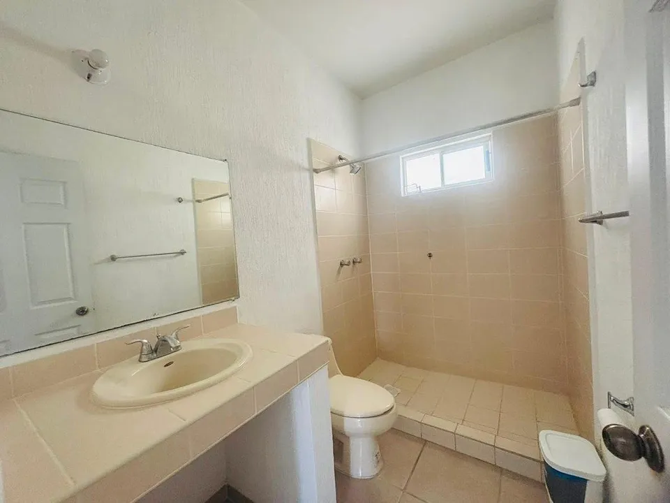 Foto 9 de Se vende casa en Fraccionamiento Alta California, Tlajomulco de Zúñiga, Jalisco.