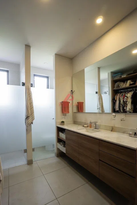 Foto 8 de Casa de Lujo en Venta en Las Cañadas, Zapopan con Cancha de Pickleball y Alberca