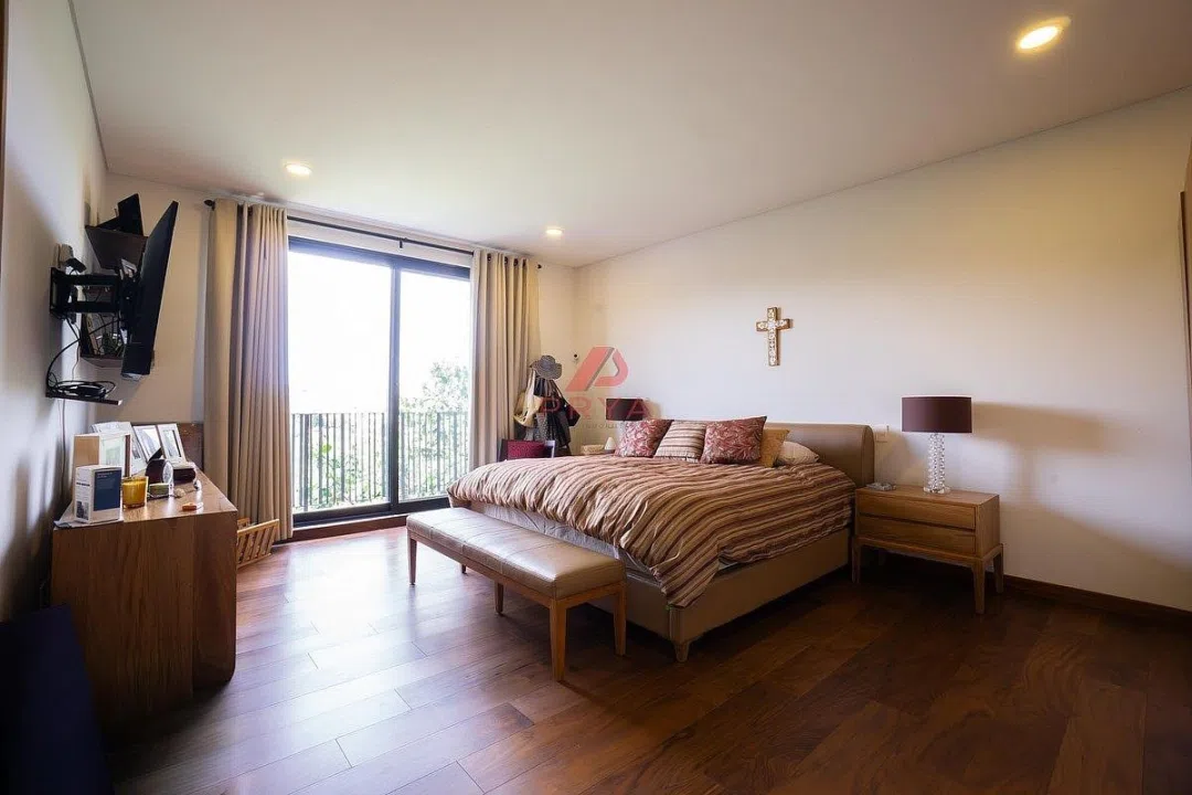 Foto 9 de Casa de Lujo en Venta en Las Cañadas, Zapopan con Cancha de Pickleball y Alberca