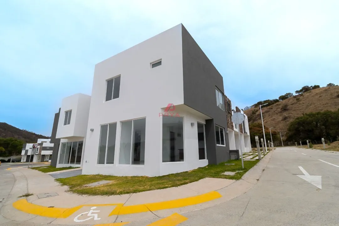 Casa en venta en Bosques de Santa Anita