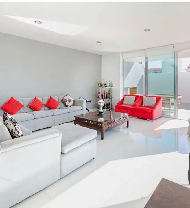 Foto 2 de CASA DENTRO DE CONDOMINIO EN VENTA O RENTA EN BUGAMBILIAS SEGUNDA SECCIÓN