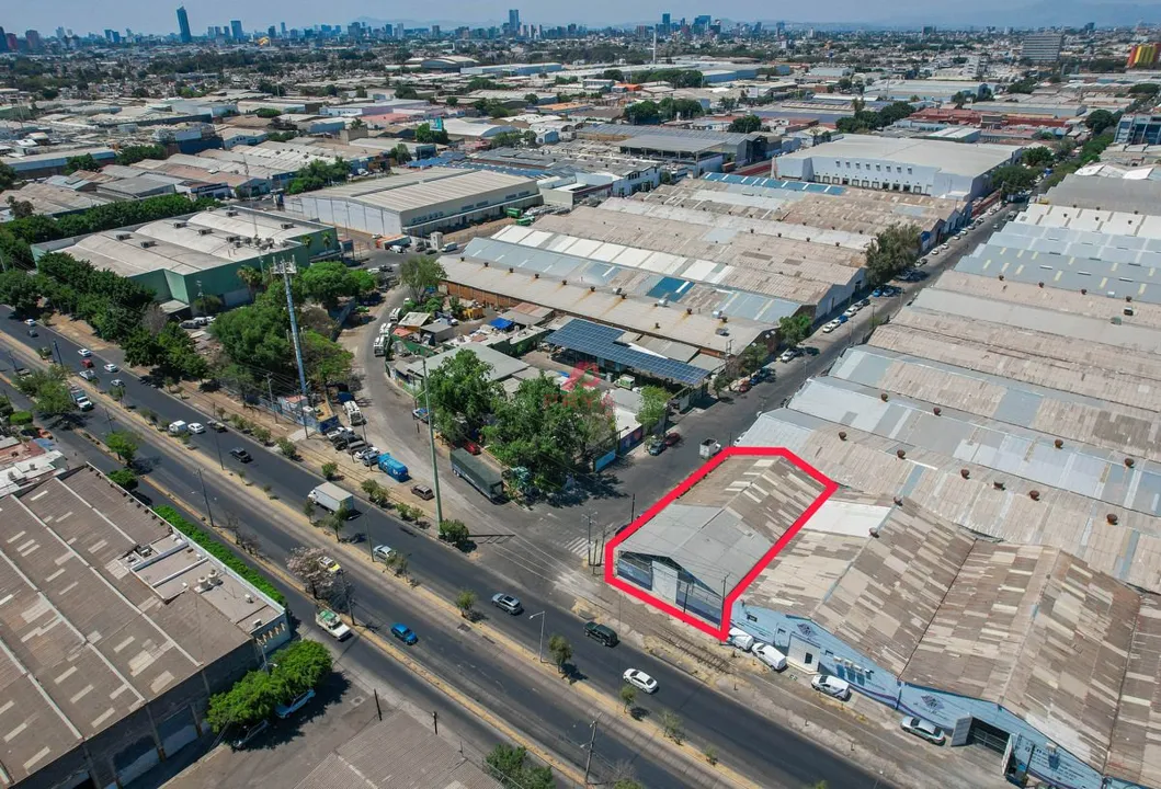 Foto 8 de Bodega en Venta en Zona Industrial Guadalajara | 700 m²