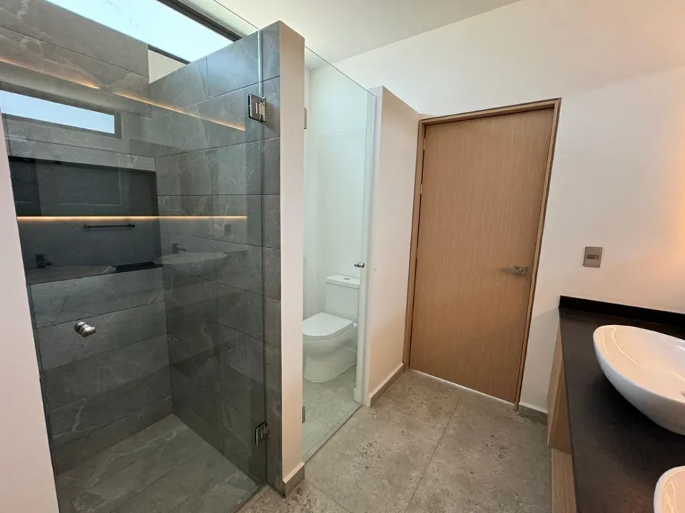 Foto 9 de Casa en Venta, Parques Vallarta, Coto Abeto, Zapopan Jalisco