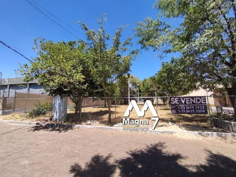 VENTA TERRENO COMERCIAL ZONA MERCADO DEL MAR