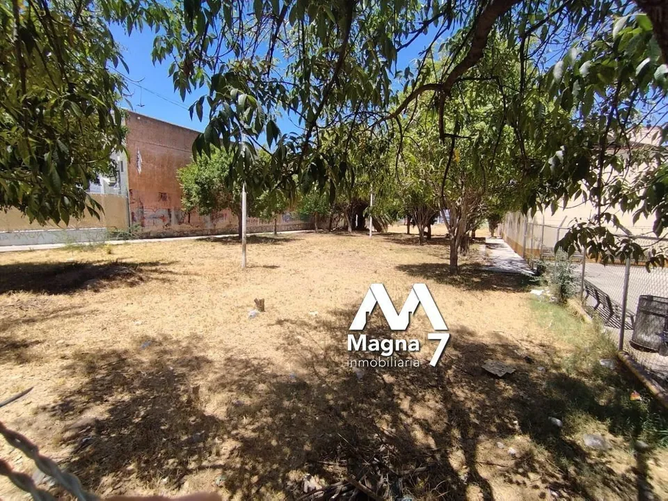 Foto 3 de VENTA TERRENO COMERCIAL ZONA MERCADO DEL MAR