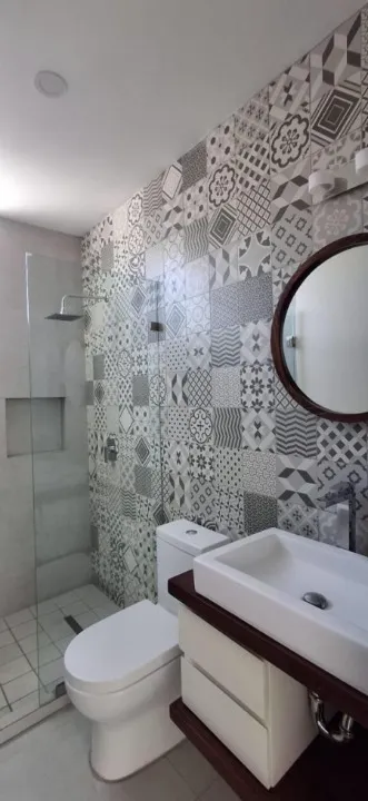 Foto 4 de ¡Ubicación Premium! Casa amplia y moderna a pasos de Galerías Santa Anita.