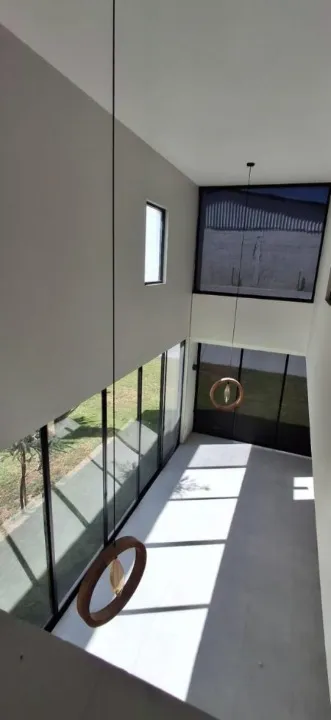 Foto 8 de ¡Ubicación Premium! Casa amplia y moderna a pasos de Galerías Santa Anita.