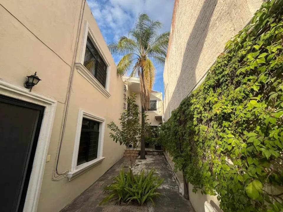 Foto 8 de Casa en venta en Avenida Romanos, Altamira, Zapopan