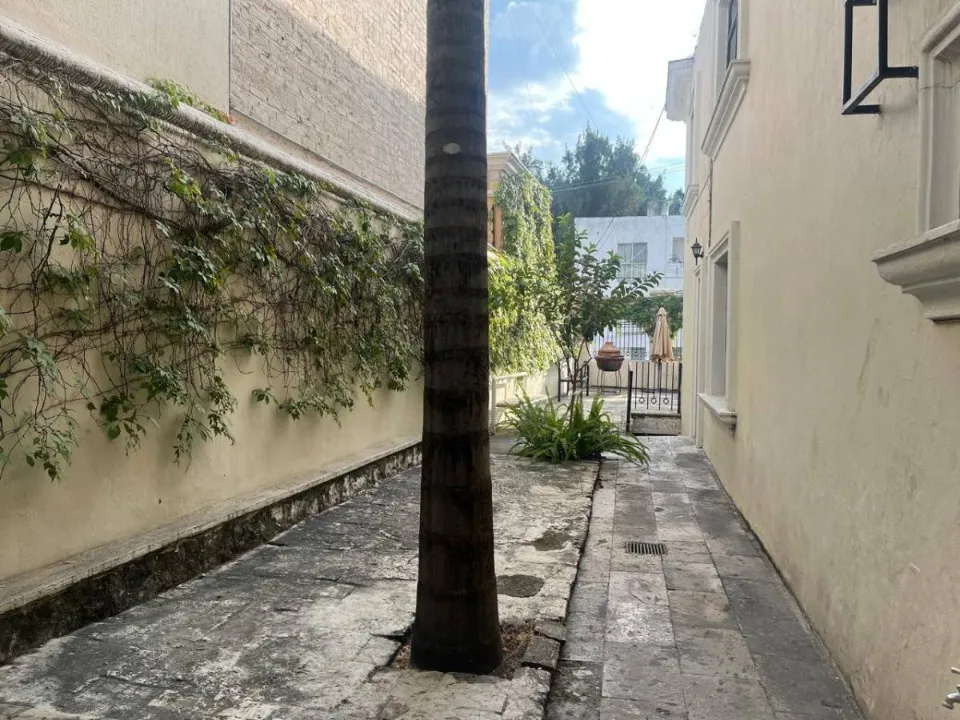 Foto 9 de Casa en venta en Avenida Romanos, Altamira, Zapopan