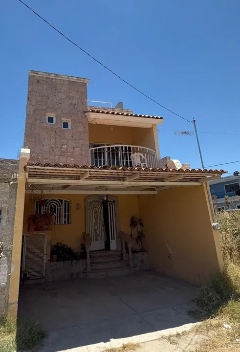 CASA CENTINELA