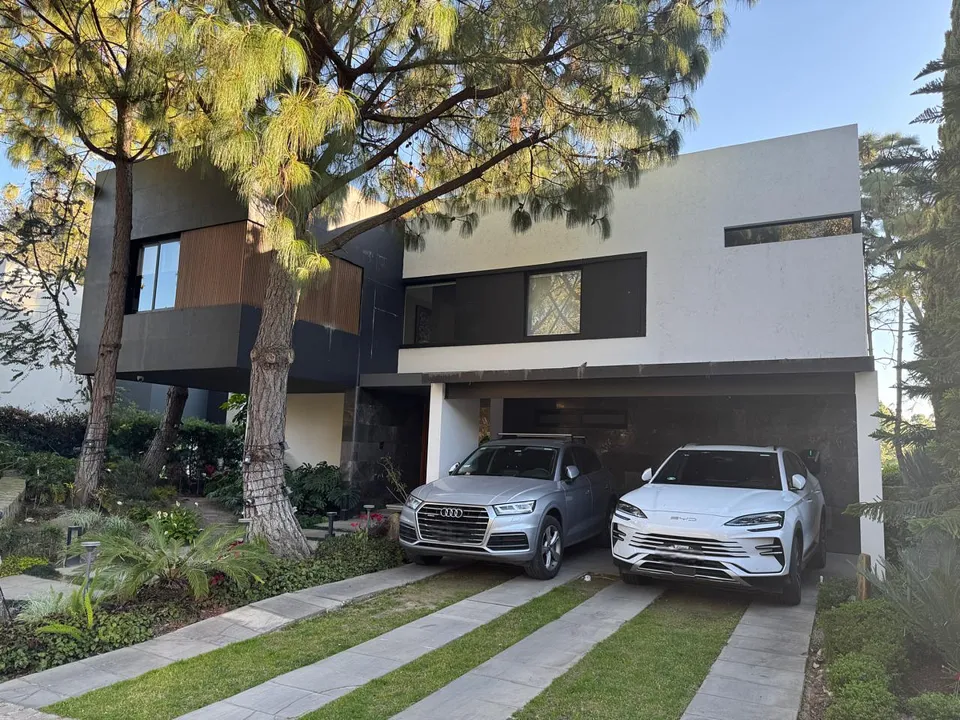 SE VENDE MAGNIFICA RESIDENCIA EN EL CIELO