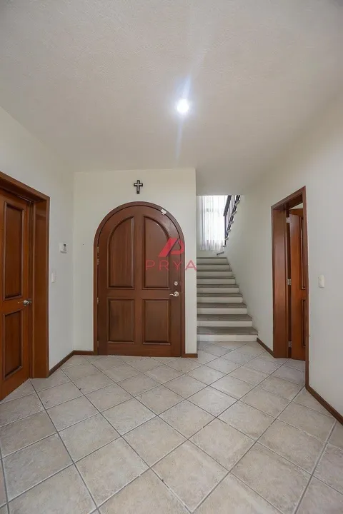 Foto 7 de Casa en venta en Hacienda del Oro, Tlajomulco de Zúñiga, con amplio jardín